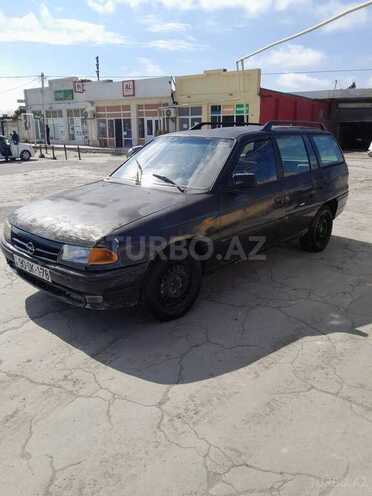 Opel Astra 1993, 246,533 km - 2.0 l - Bakı