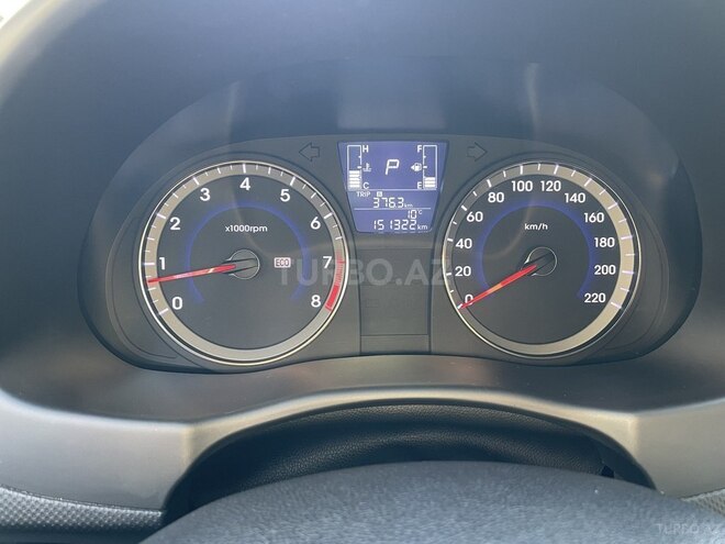 Hyundai Accent 2015, 151,000 km - 1.4 л - Bakı