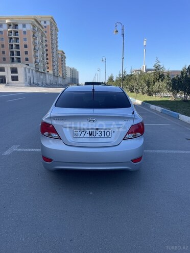 Hyundai Accent 2015, 151,000 km - 1.4 л - Bakı