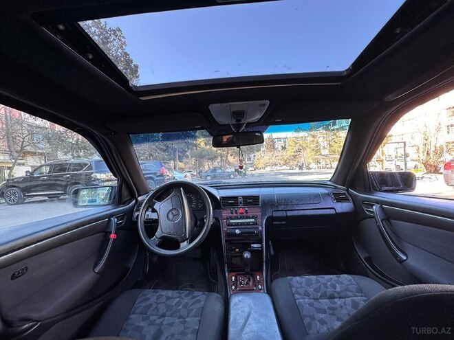 Mercedes C 200 1999, 385,000 km - 2.0 l - Bakı