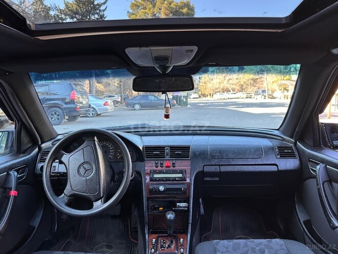 Mercedes C 200 1999, 385,000 km - 2.0 l - Bakı