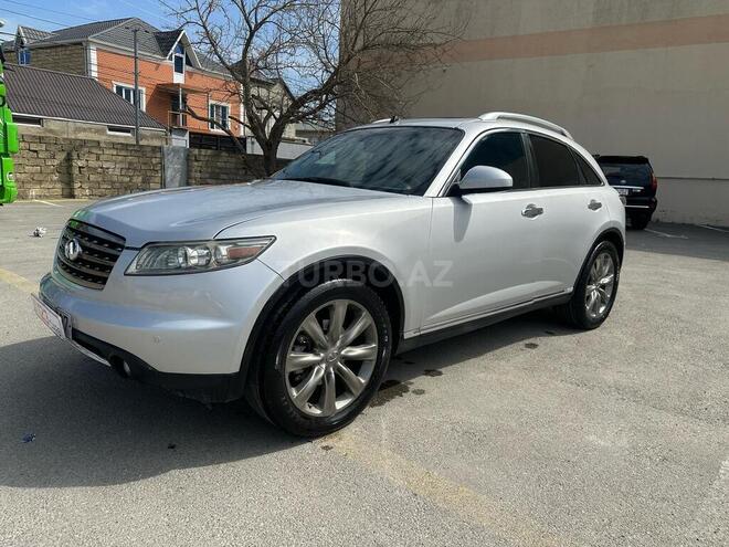 Infiniti FX35-3