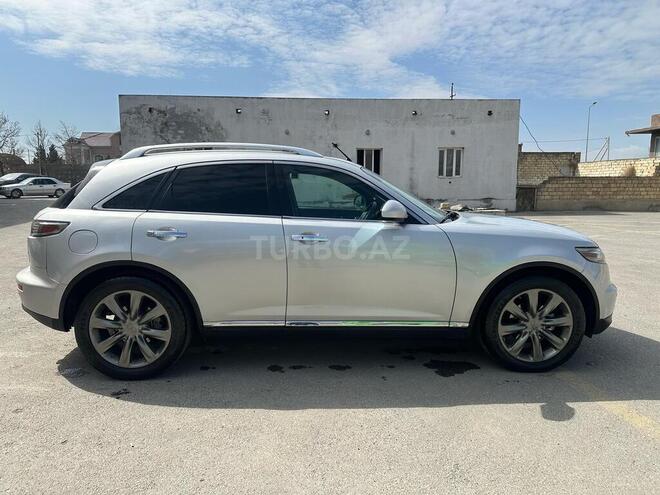 Infiniti FX35-7