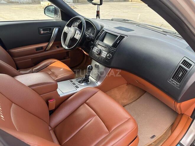 Infiniti FX35-13