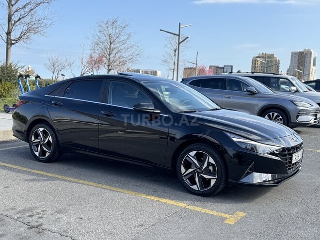 Hyundai Elantra 2023, 15,300 km - 2.0 l - Bakı