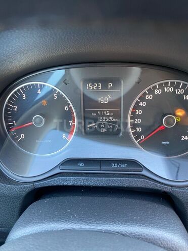 Volkswagen Polo 2011, 123,526 km - 1.4 l - Bakı