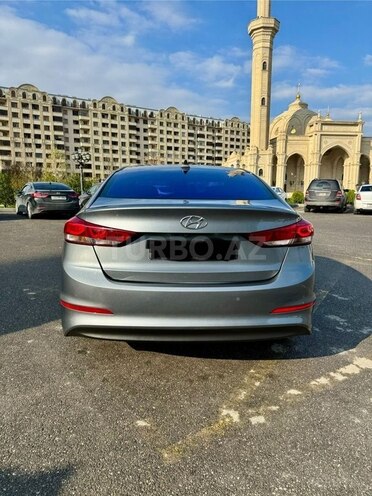 Hyundai Avante 2016, 185,000 km - 1.6 л - Bakı