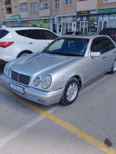 Mercedes E 230 1996, 441,000 km - 2.3 l - Bakı