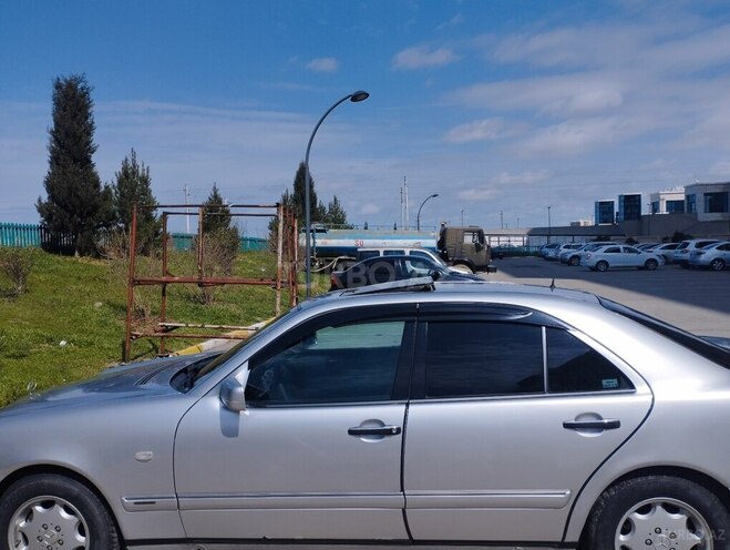 Mercedes E 230 1996, 441,000 km - 2.3 l - Bakı
