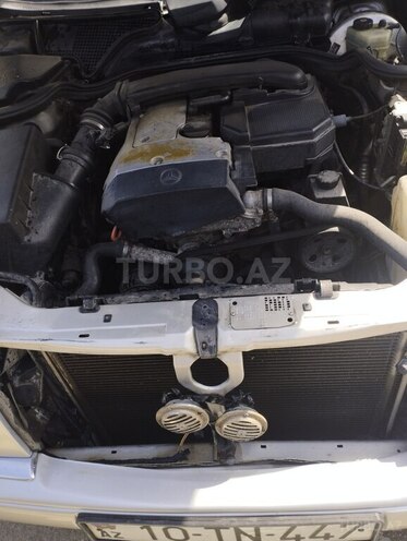 Mercedes E 230 1996, 441,000 km - 2.3 l - Bakı