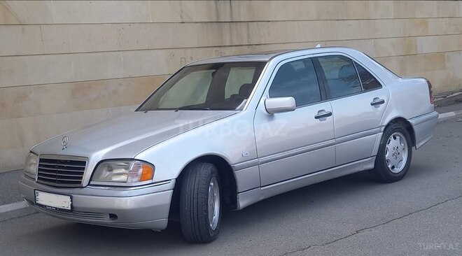 Mercedes C 220 1995, 245,000 km - 2.2 l - Bakı