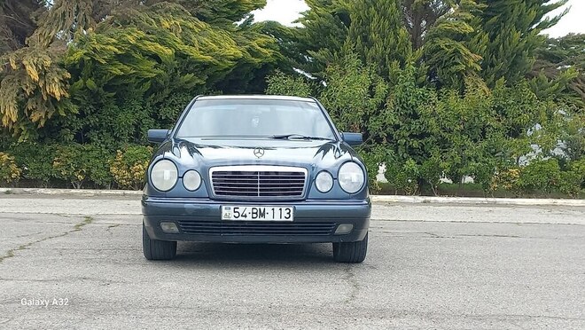 Mercedes E 250 1996, 852,802 km - 2.5 l - Sabirabad