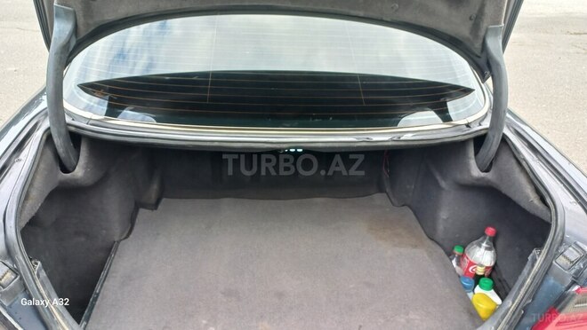 Mercedes E 250 1996, 852,802 km - 2.5 l - Sabirabad