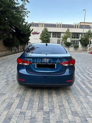 Hyundai Elantra 2015, 154,497 km - 1.8 l - Bakı