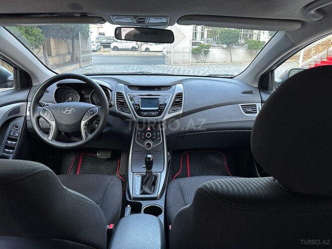 Hyundai Elantra 2015, 154,497 km - 1.8 l - Bakı