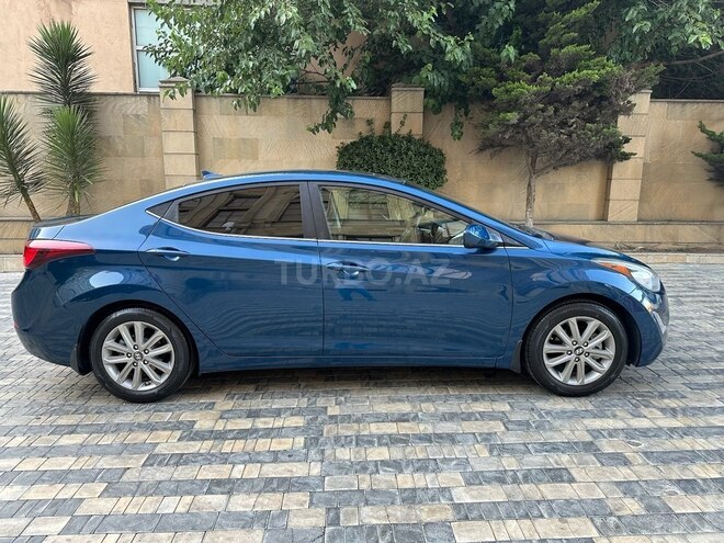 Hyundai Elantra 2015, 154,497 km - 1.8 l - Bakı