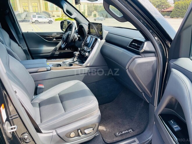 Lexus LX 500d 2022, 20,963 km - 3.3 l - Bakı