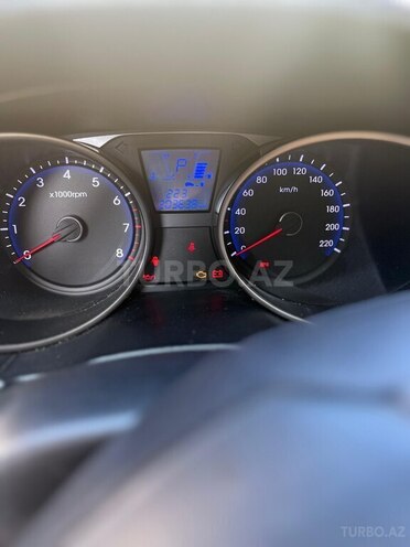 Hyundai ix35 2010, 203,600 km - 2.0 l - Bakı