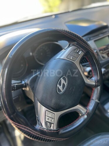 Hyundai ix35 2010, 203,600 km - 2.0 l - Bakı