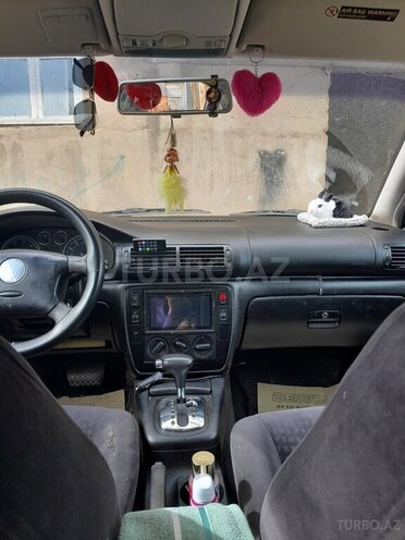 Volkswagen Passat 2003, 232,000 km - 1.8 l - Beyləqan