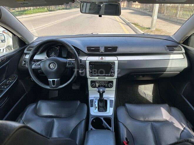 Volkswagen Passat 2010, 262,000 km - 2.0 l - Bakı