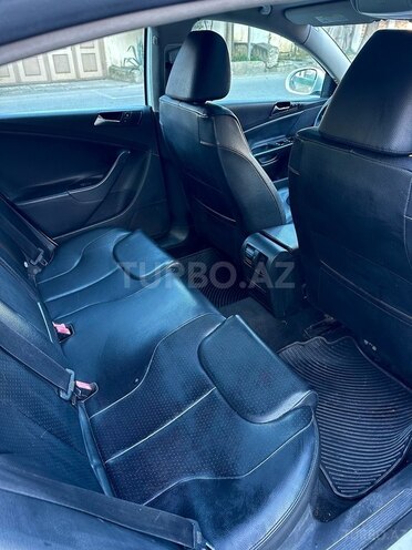 Volkswagen Passat 2010, 262,000 km - 2.0 l - Bakı