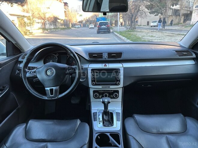 Volkswagen Passat 2010, 262,000 km - 2.0 l - Bakı