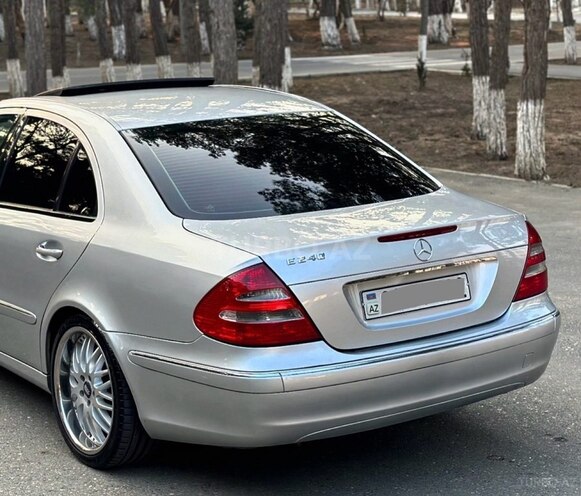 Mercedes E 240 2002, 319,000 km - 2.4 l - Bakı