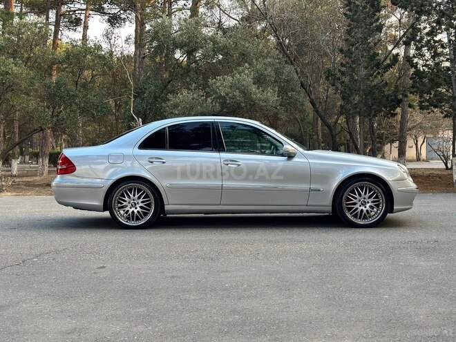 Mercedes E 240 2002, 319,000 km - 2.4 l - Bakı