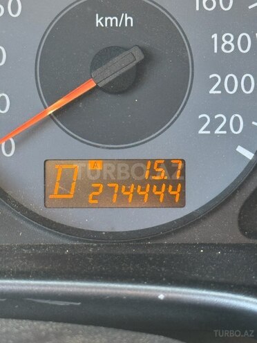 Nissan Sunny 2011, 274,444 km - 1.6 l - Bakı