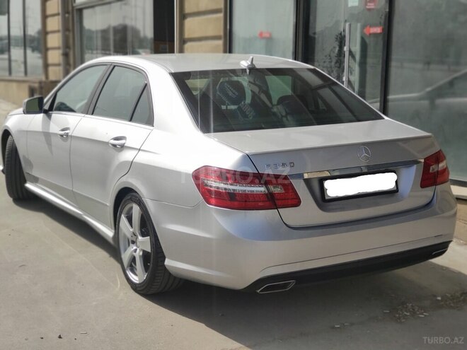 Mercedes E 350 4MATIC 2011, 240,000 km - 3.5 л - Bakı