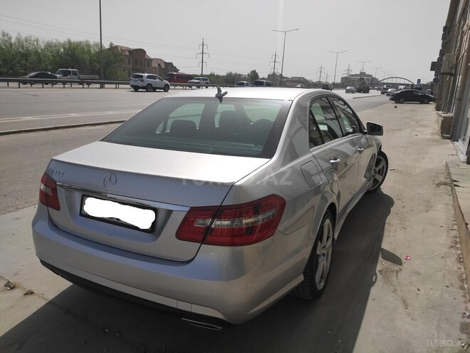 Mercedes E 350 4MATIC 2011, 240,000 km - 3.5 л - Bakı