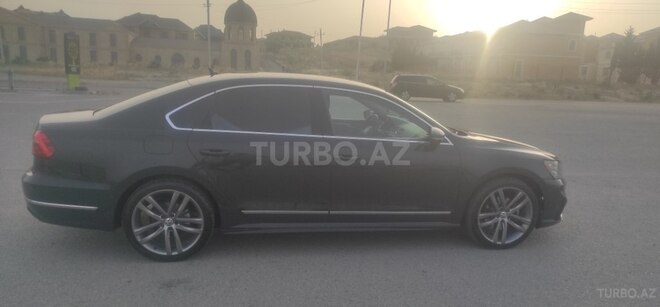 Volkswagen Passat 2016, 200,000 km - 1.8 l - Bakı