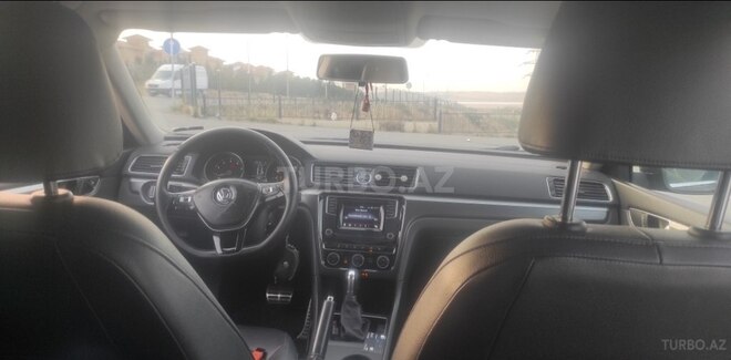 Volkswagen Passat 2016, 200,000 km - 1.8 l - Bakı