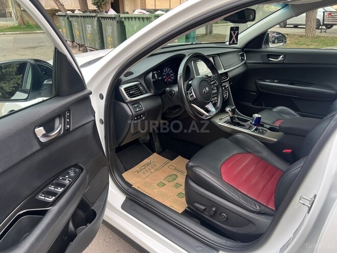 Kia Optima-15
