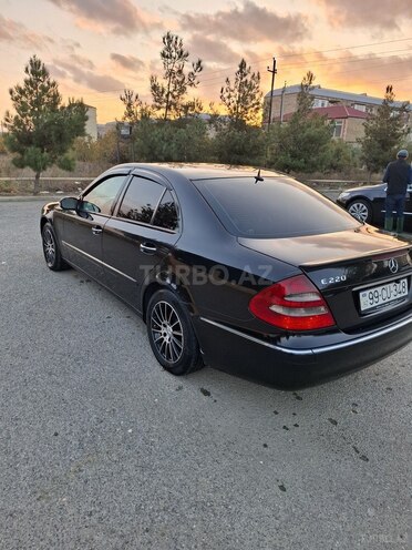 Mercedes E 220 d 2005, 401,700 km - 2.2 л - Şirvan