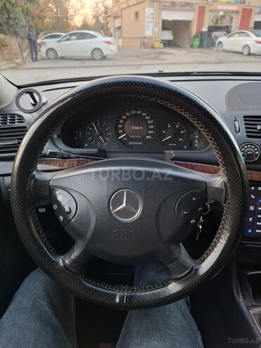 Mercedes E 220 d 2005, 401,700 km - 2.2 л - Şirvan