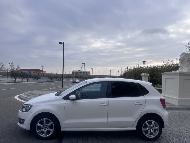 Volkswagen Polo 2011, 161,372 km - 1.4 l - Bakı