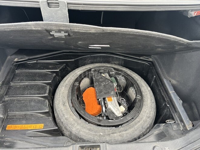 Mercedes C 240 2001, 255,618 km - 2.4 l - Xaçmaz