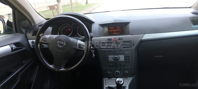 Opel Astra 2005, 112,500 km - 1.4 l - Qazax