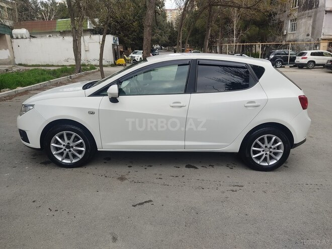 SEAT Ibiza 2011, 211,950 km - 1.6 l - Bakı
