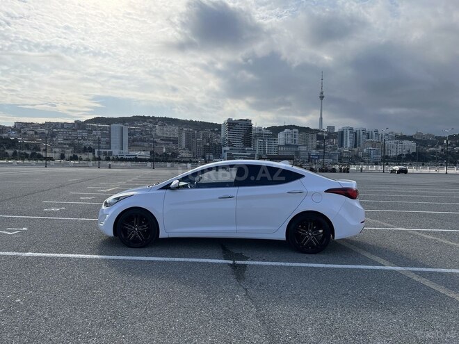 Hyundai Avante 2014, 210,000 km - 1.6 л - Bakı