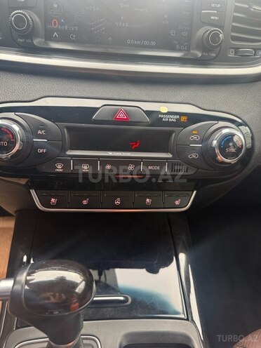 Kia Sorento 2016, 200,000 km - 2.2 l - Bakı
