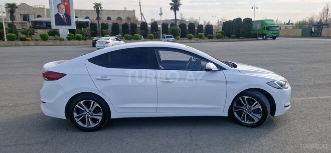 Hyundai Elantra 2017, 123,000 km - 1.6 л - Tərtər