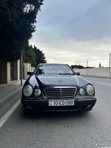 Mercedes E 270 2001, 336,466 km - 2.7 l - Bakı