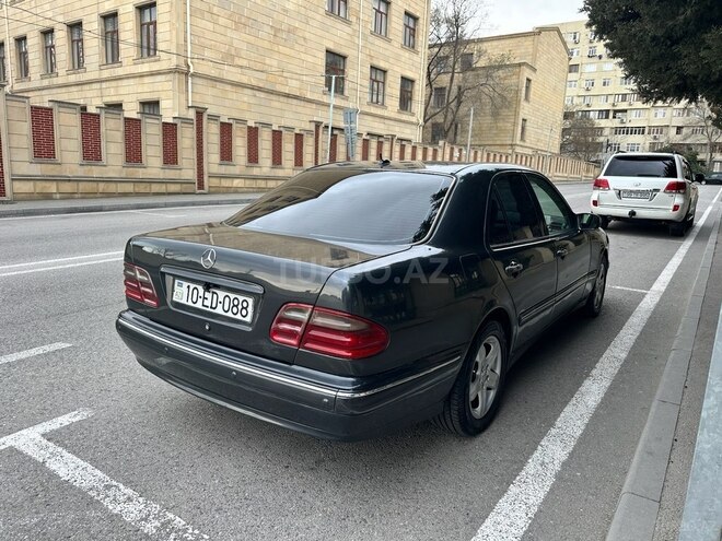 Mercedes E 270 2001, 336,466 km - 2.7 l - Bakı