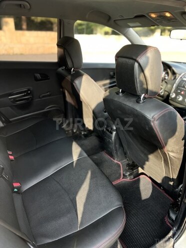 Kia Ceed 2011, 375,334 km - 1.6 l - Şamaxı