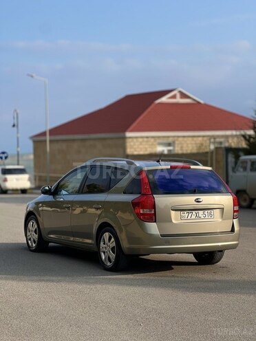 Kia Ceed 2011, 375,334 km - 1.6 l - Şamaxı