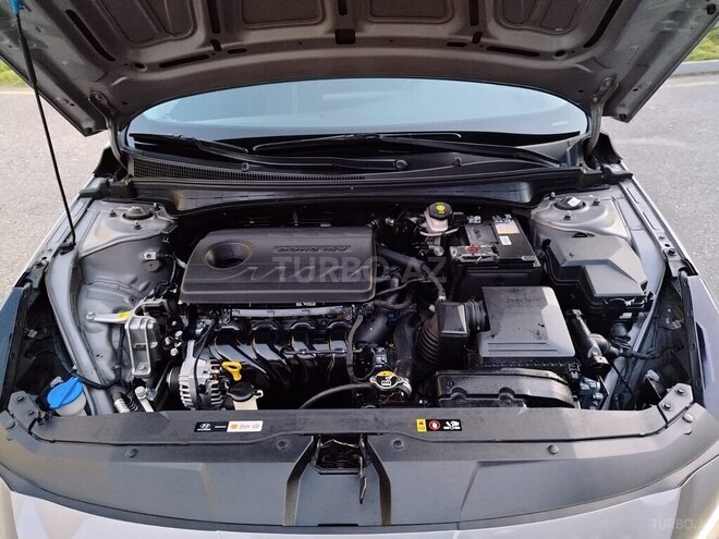 Hyundai Elantra 2021, 27,800 km - 1.6 л - Bakı