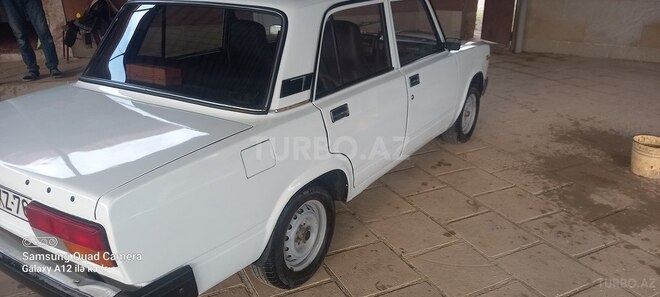 LADA (VAZ) 2107 2006, 81,306 km - 1.6 l - Salyan